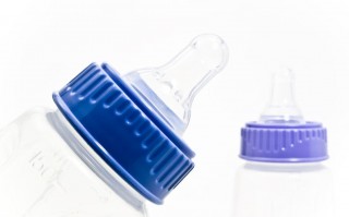 用什么可以代替护理液，用什么可以代替护理液泡美瞳